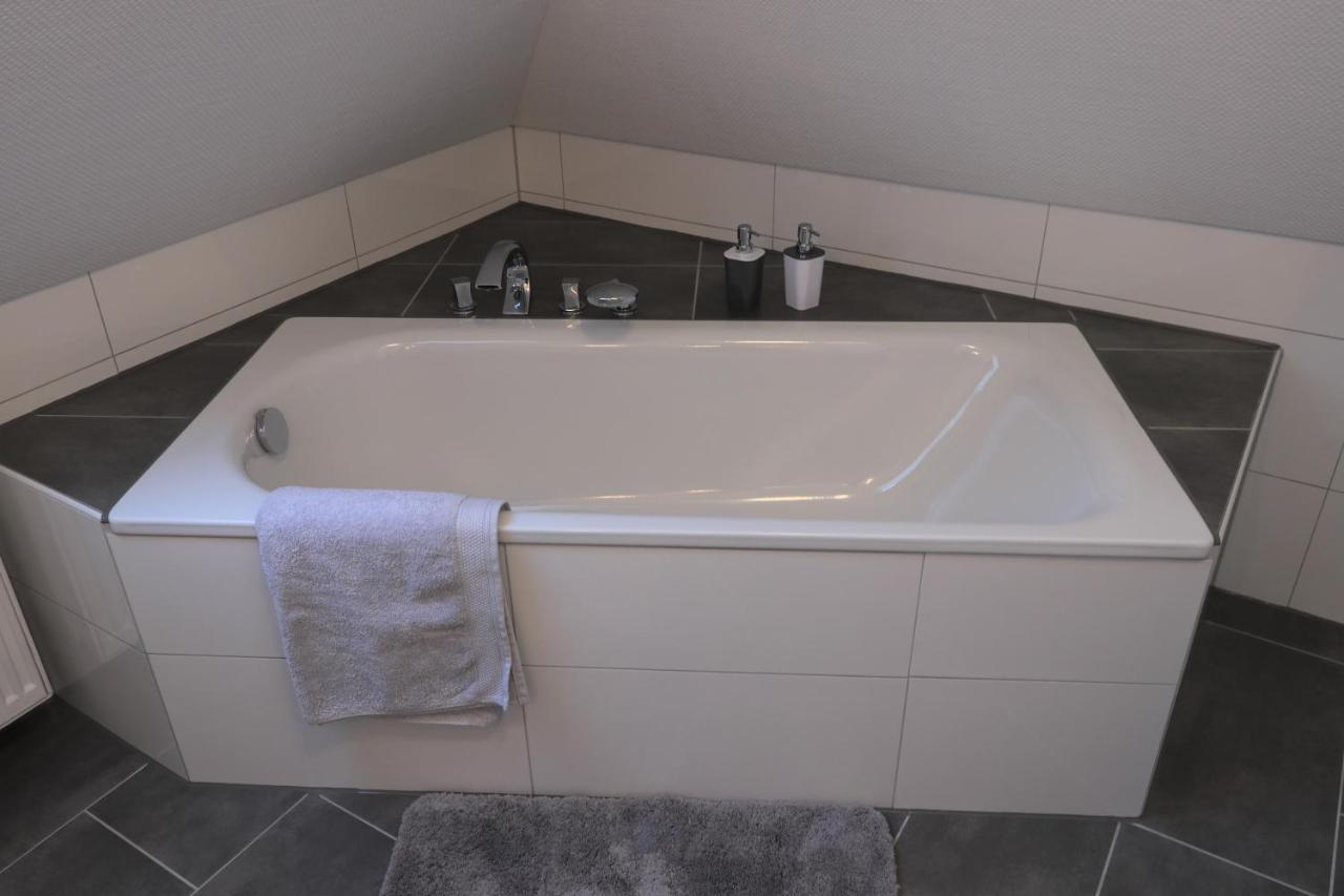 Ferienwohnung Villa Ruhr Mülheim an der Ruhr Exteriör bild